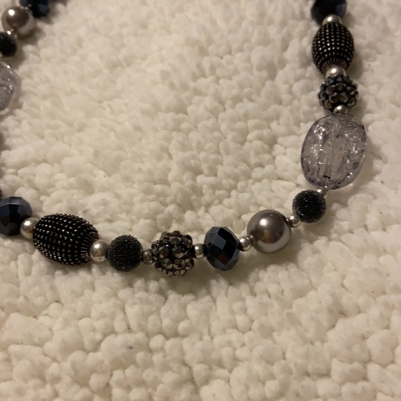 Premier Designs NYC necklace - Picture 3 of 5